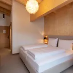 Kappl Apart